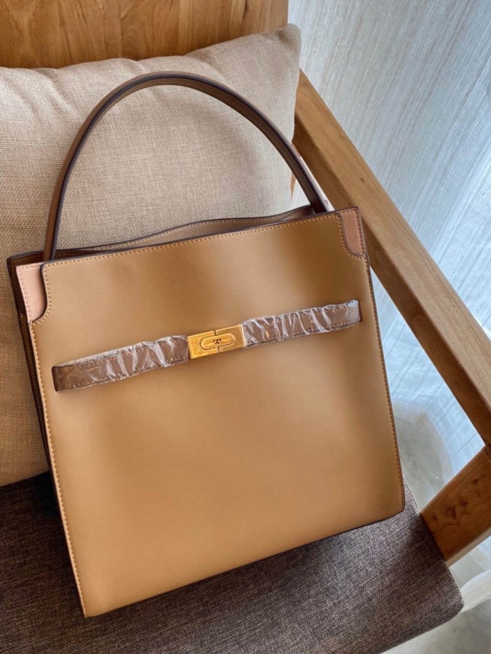 Tory Burch Tan and Brown Double Lee Radziwill Leather Handbag